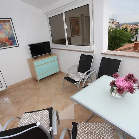 Apartment Bezauberndes Mit Blick Auf Eufemia Von Von Der Dachterrasse